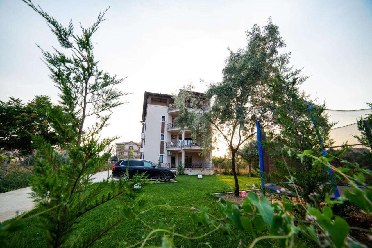 Breeze Villa Mamaia Nord 那沃达利 外观 照片