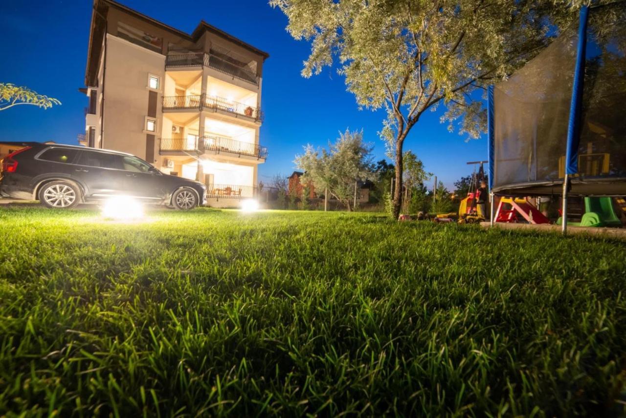 Breeze Villa Mamaia Nord 那沃达利 外观 照片