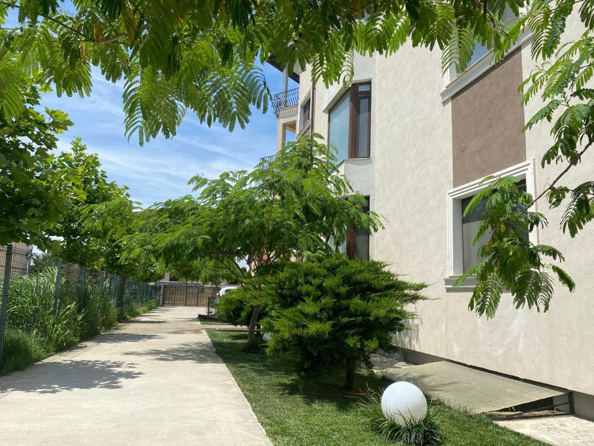 Breeze Villa Mamaia Nord 那沃达利 外观 照片