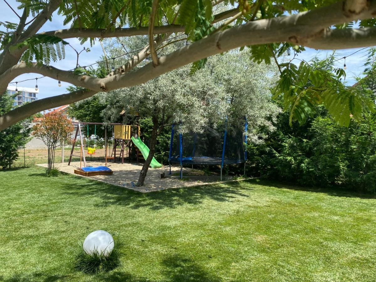Breeze Villa Mamaia Nord 那沃达利 外观 照片