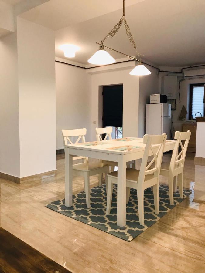 Breeze Villa Mamaia Nord 那沃达利 外观 照片